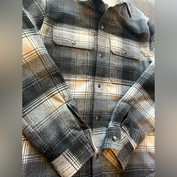 Old Navy Wool and Sherpa Jacket - Picture 2 of 5